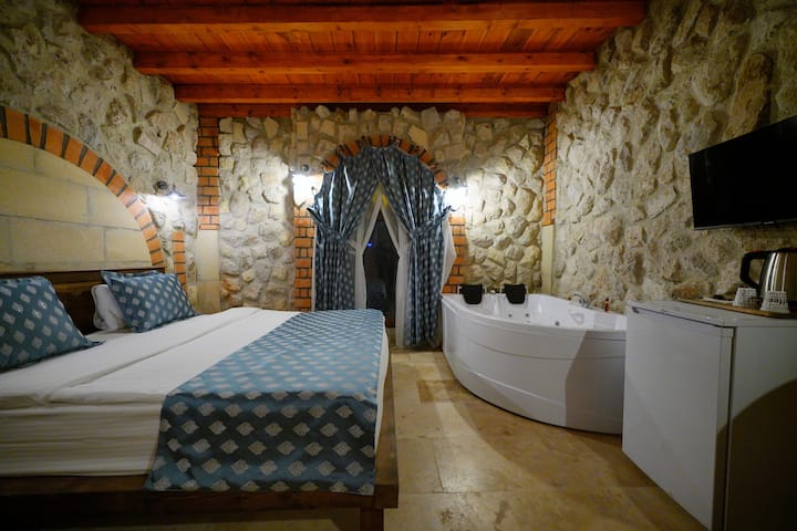 Stone Room With Jaccuzzi & Valley View Umus Ana - Nar
