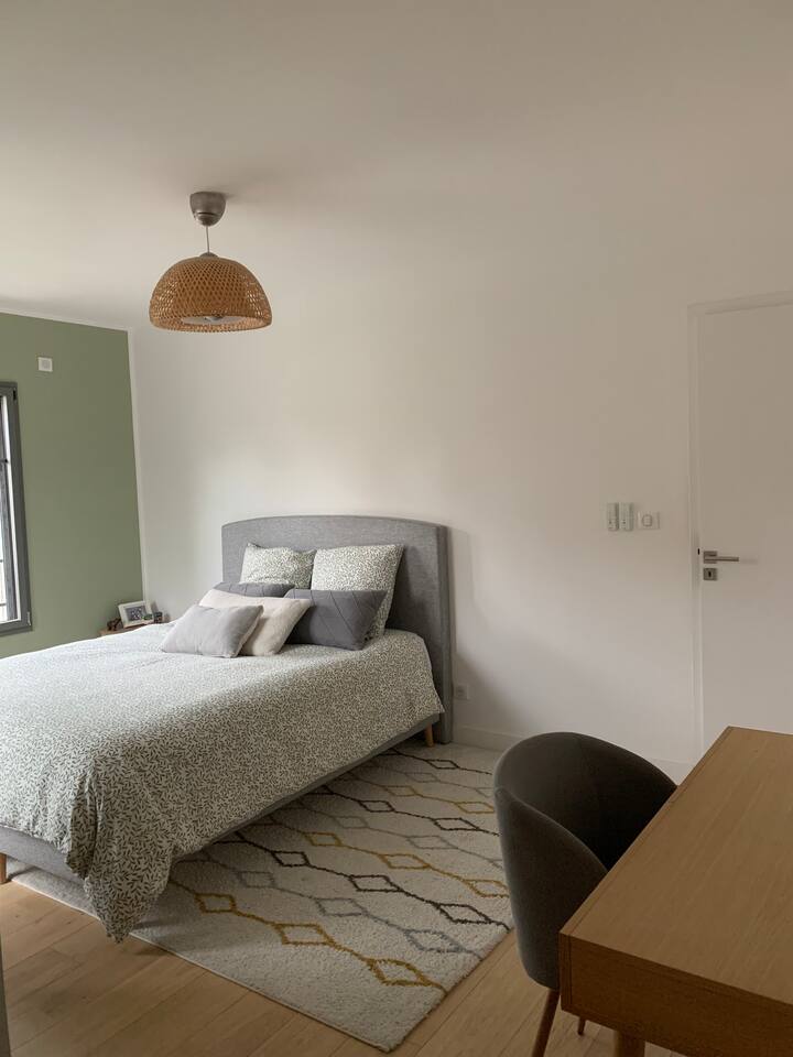 غرفة النوم رقم2 (17 مترًا مربعًا)