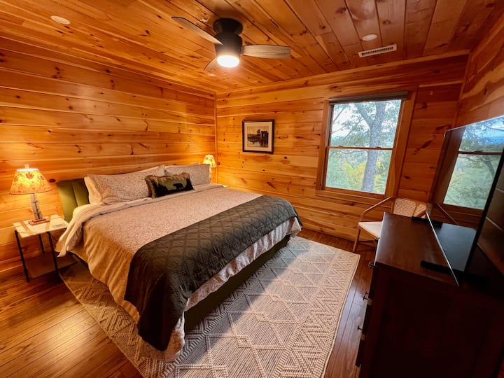 #2 - Upstairs King Bedroom at Big Bear Lodge
