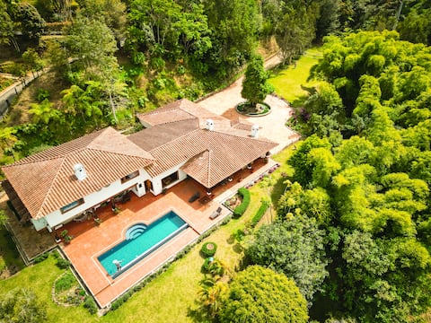 La Hacienda Colonial |  Pool | Amazing Place!