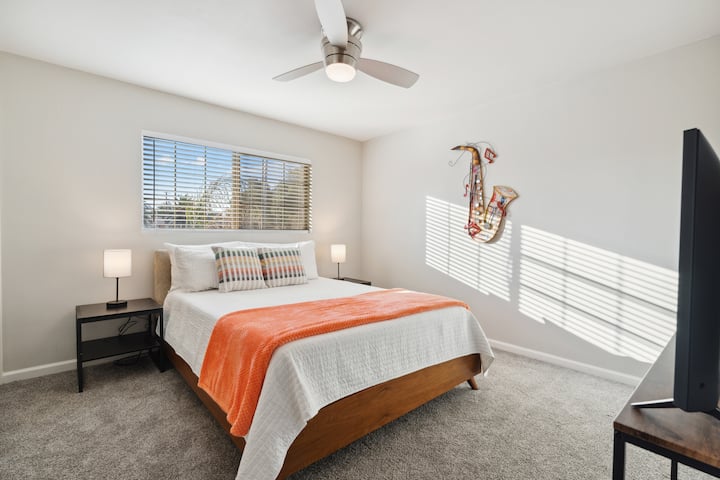 Dhoma e gjumit 2 - Krevati dopio "queen"