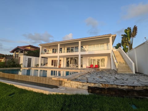 Casa Del Amor in Pedasi, Panama
Oceanfront paradise