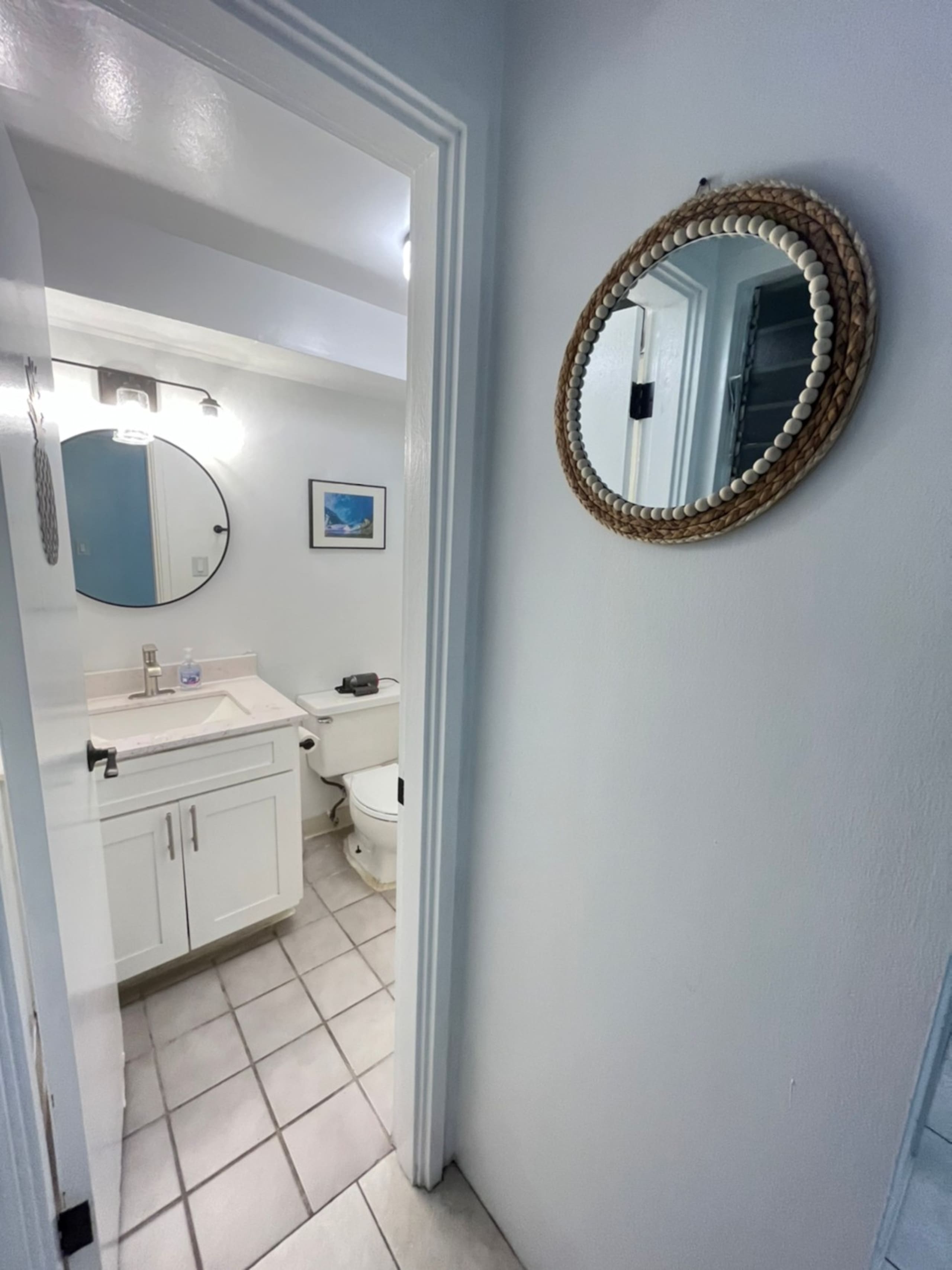 Condo in Honolulu · ★4.68 · Studio · 1 bed · 1 private bath - Image 2