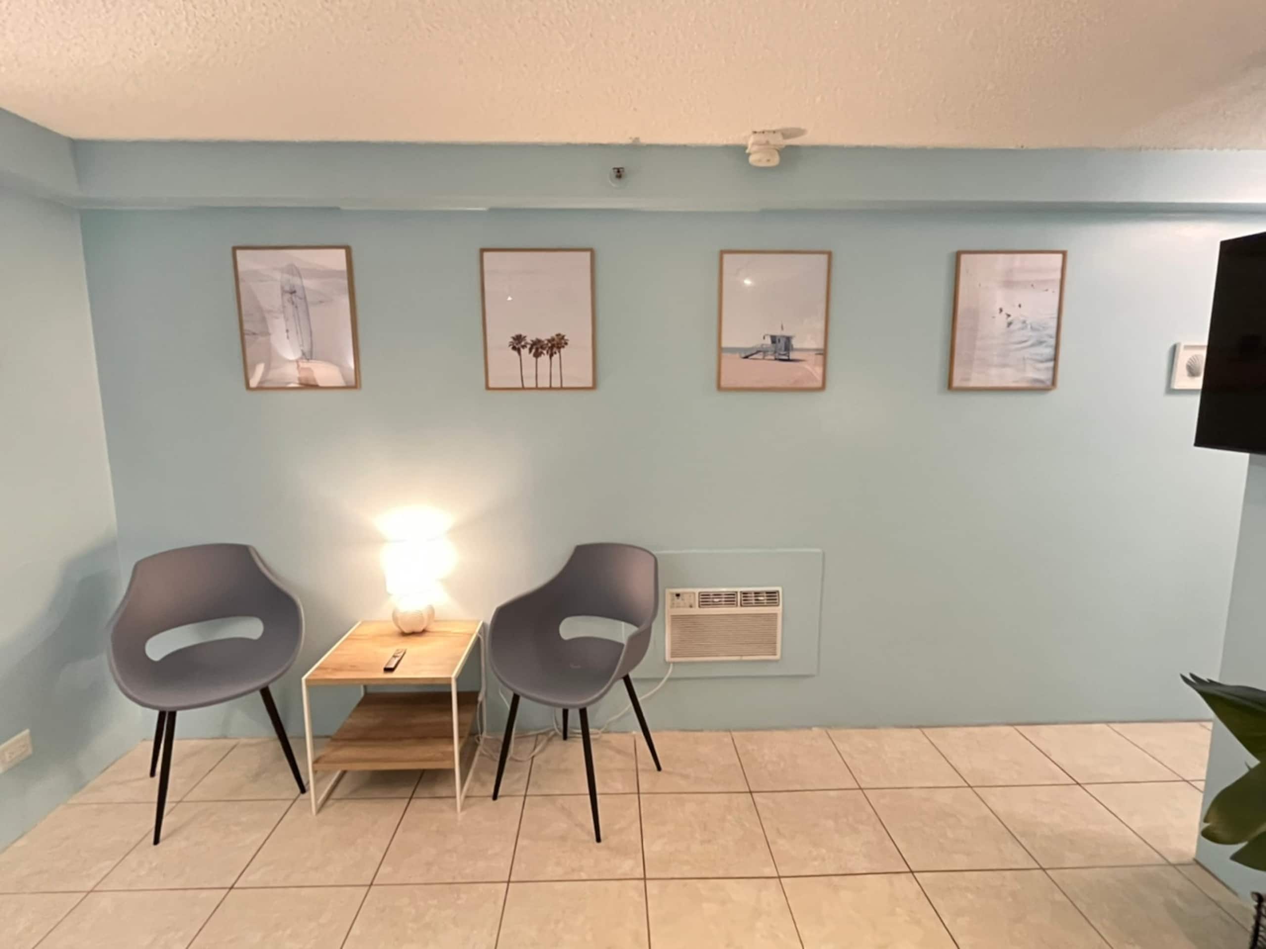 Condo in Honolulu · ★4.68 · Studio · 1 bed · 1 private bath - Image 25
