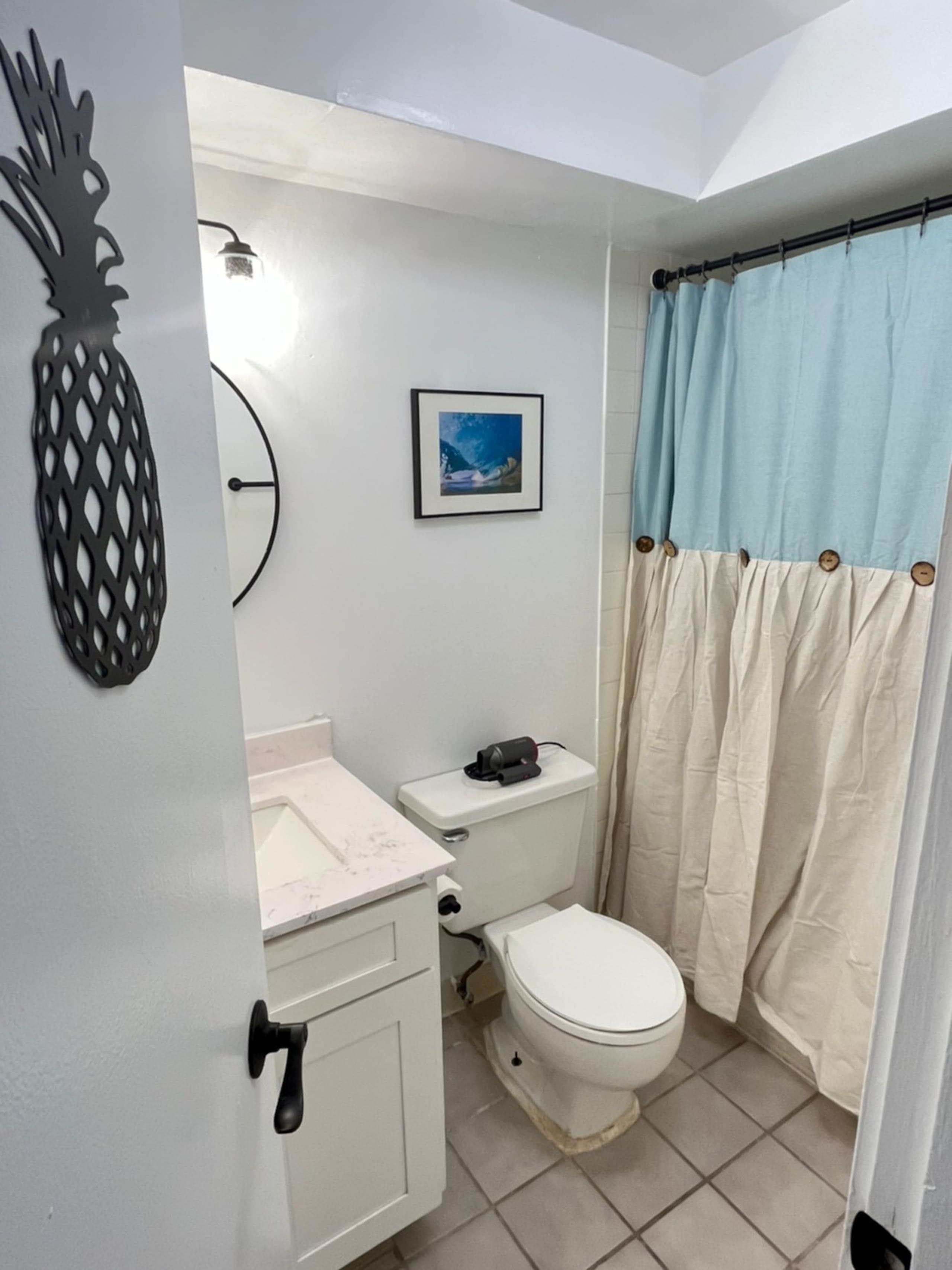 Condo in Honolulu · ★4.68 · Studio · 1 bed · 1 private bath - Image 4