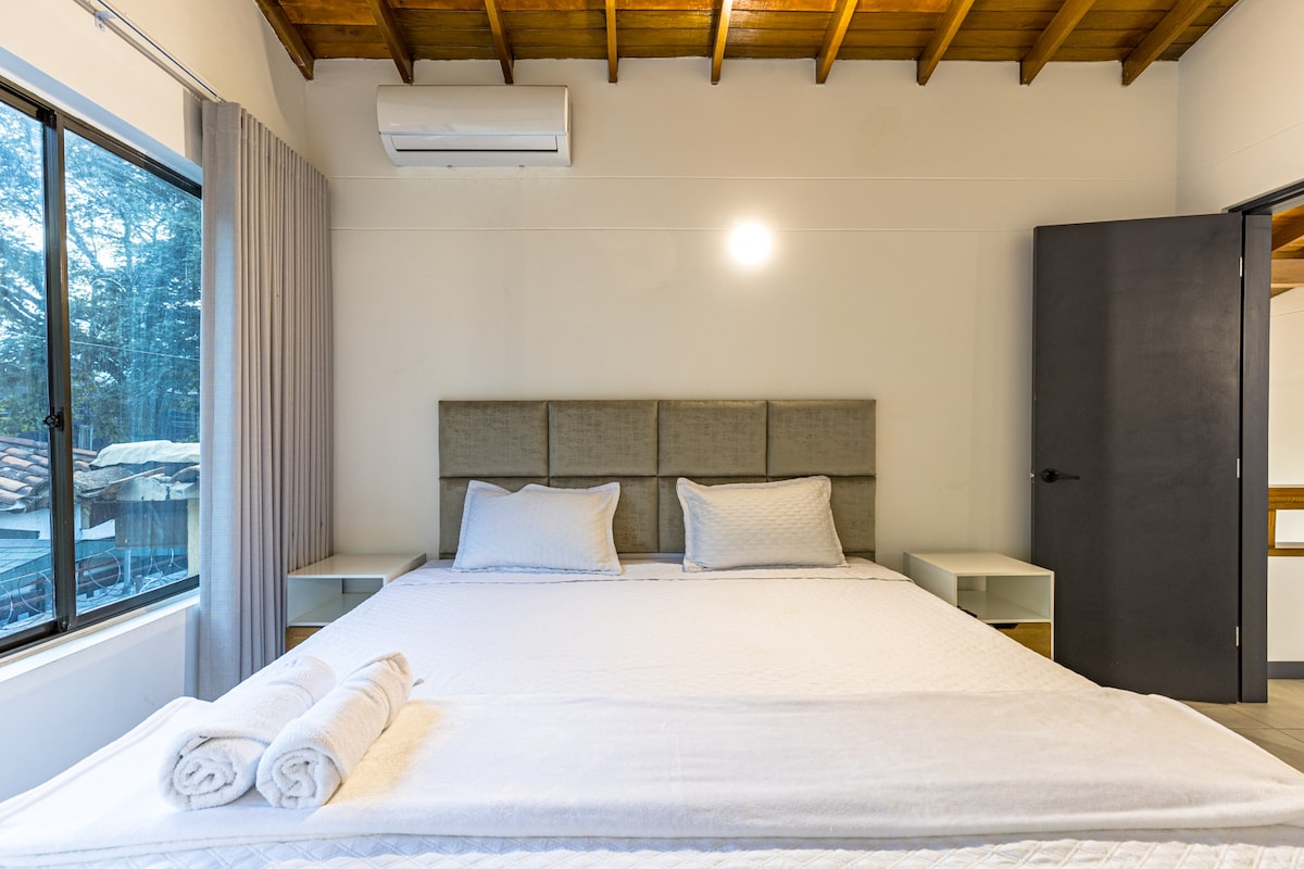 Број на спална соба 4.