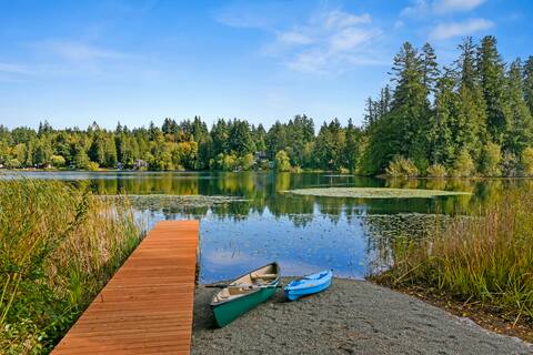 Gorgeous Lakefront Home w/Dock