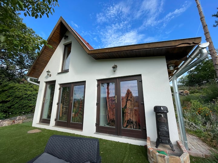 Сас дом. Дом в стиле арденский прованс. Домик в европейском стиле. Эклектика экстерьер. Сас дом.