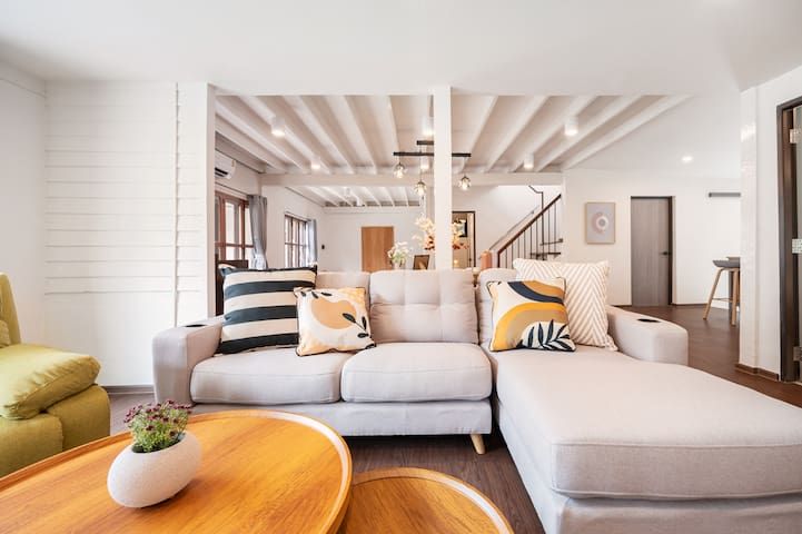 PrivateHouse_CityCenter_BTS Ekkamai_BigC_Parking