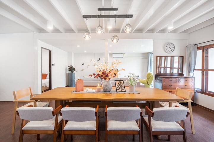 PrivateHouse_CityCenter_BTS Ekkamai_BigC_Parking gallery image 2