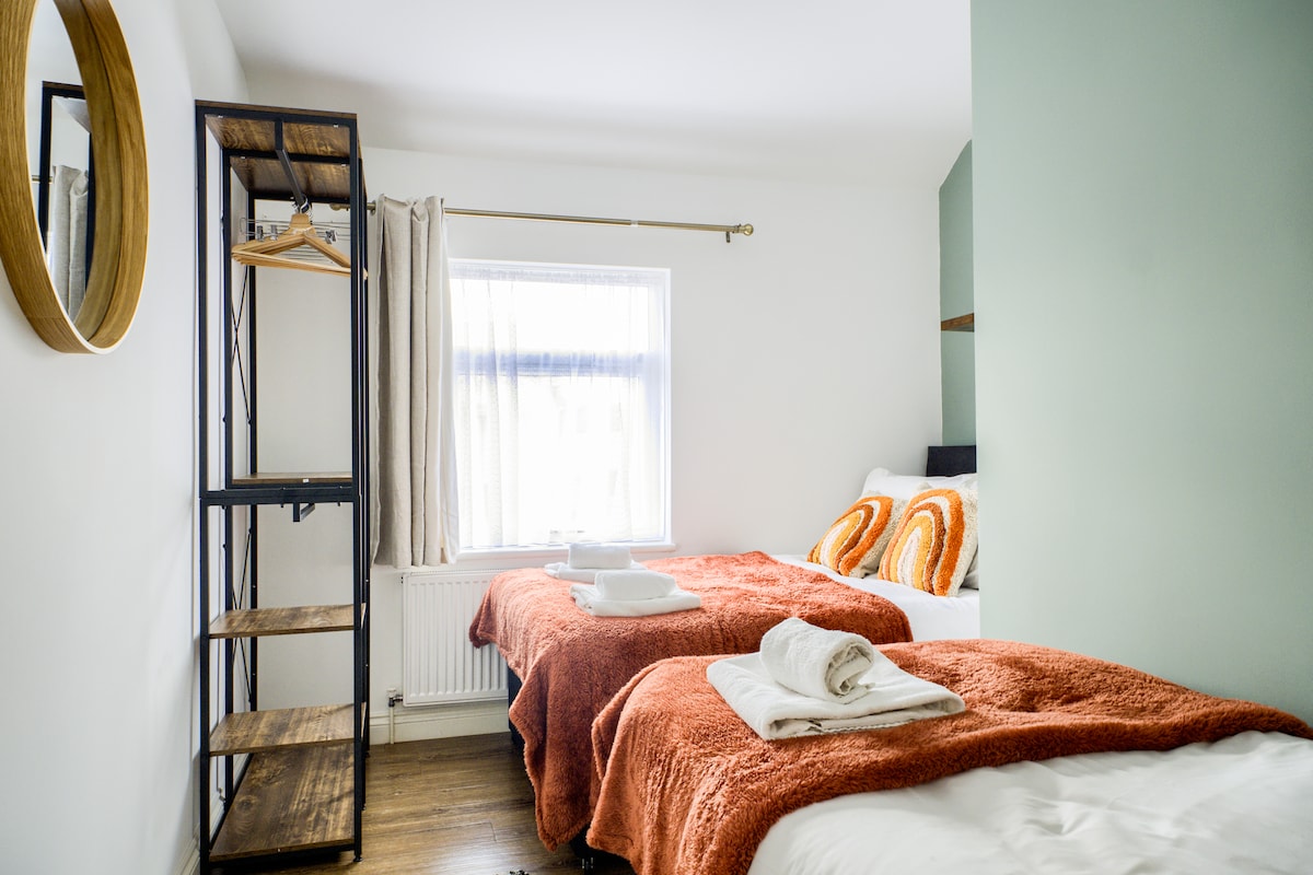 光线充足的空间，床位安排灵活。