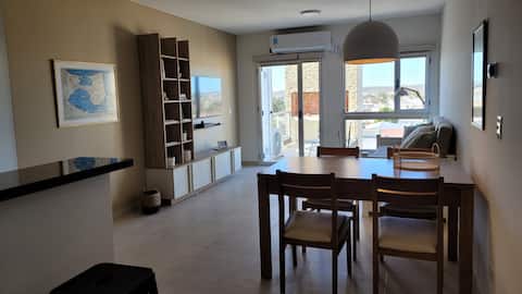 Modern and spacious apartment with parking
