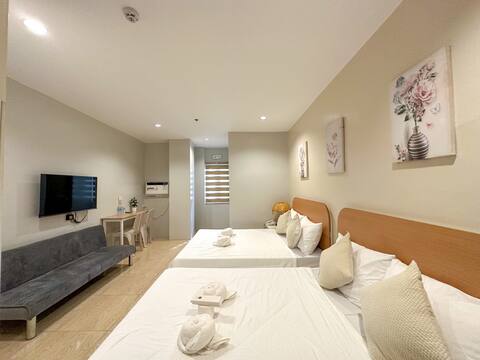 CBS Phase 2 - Family Room