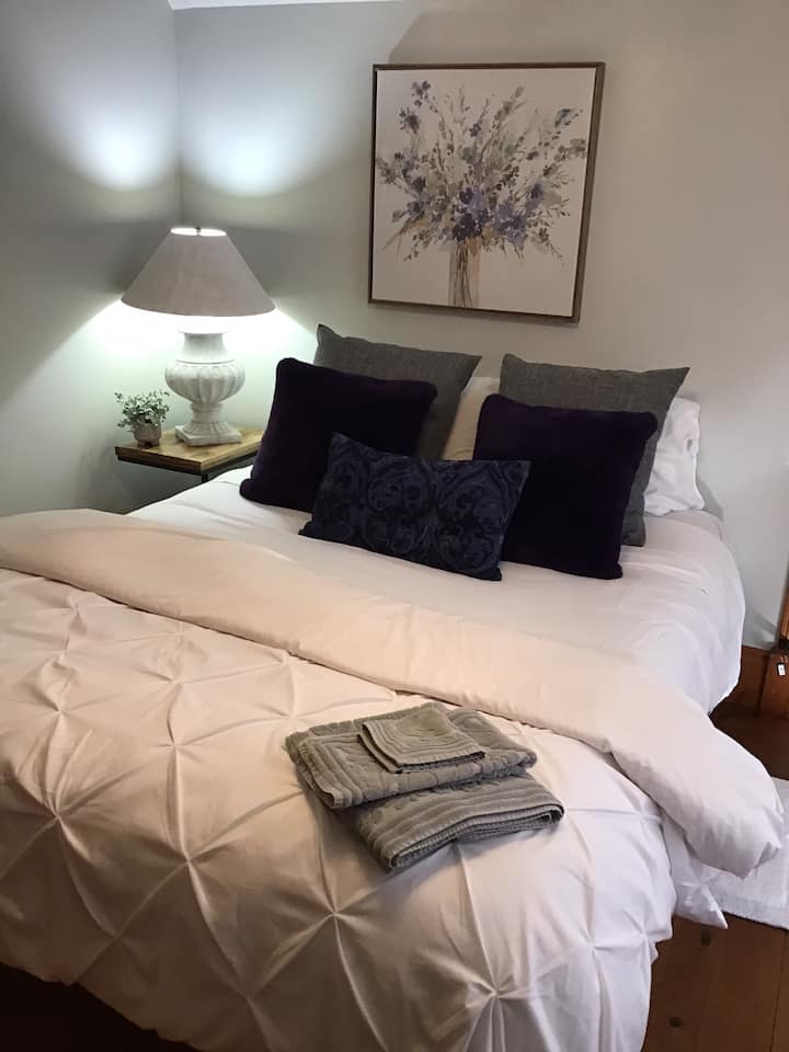 เตียงควีนไซส์