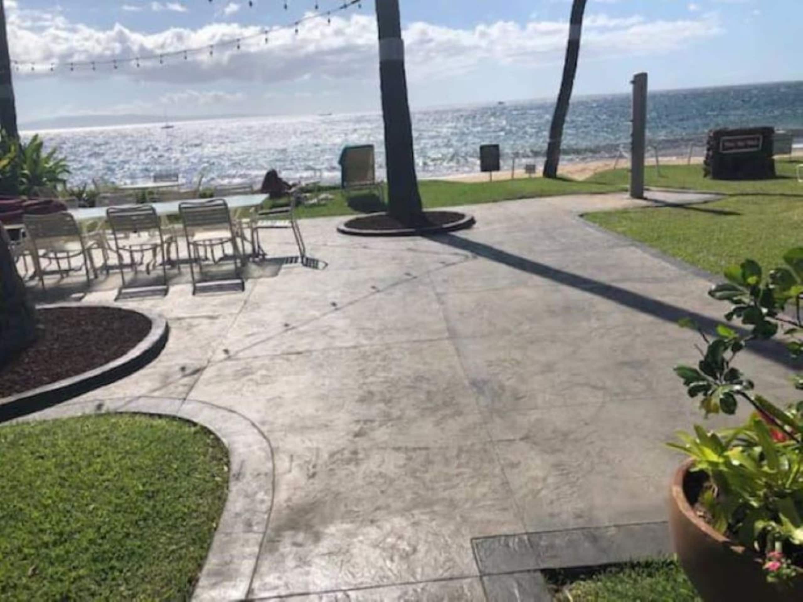Condo in Kihei · ★4.93 · 1 bedroom · 3 beds · 2 baths - Image 34
