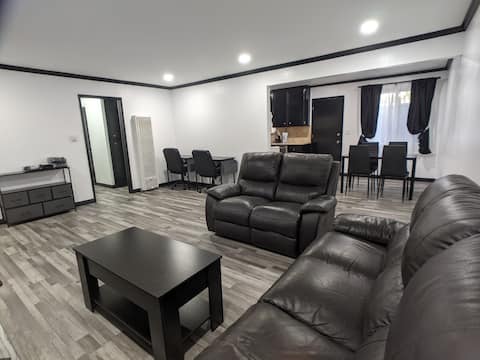 B-discounted 3 bedroom (4 beds) 2 bathroom (7121)