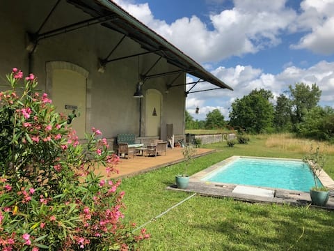 Formerly renovated train station – Mareuil
