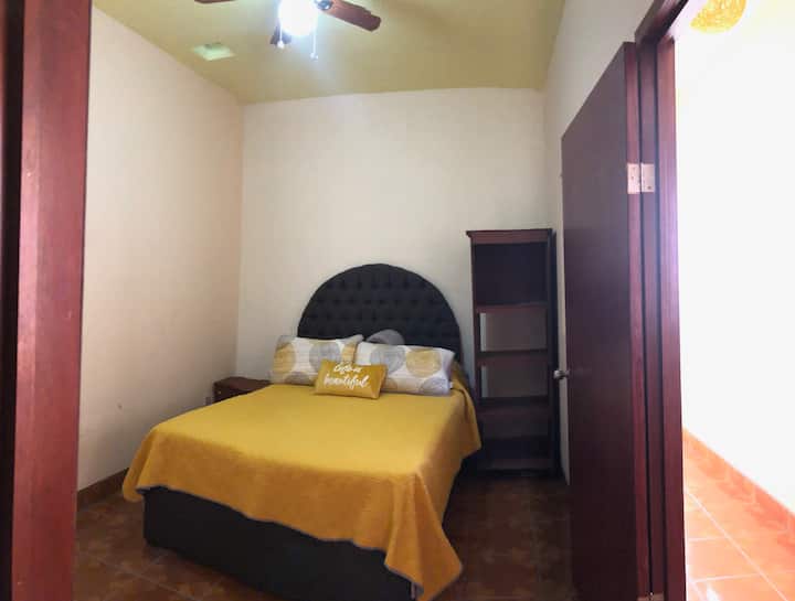 საძინებელი 1