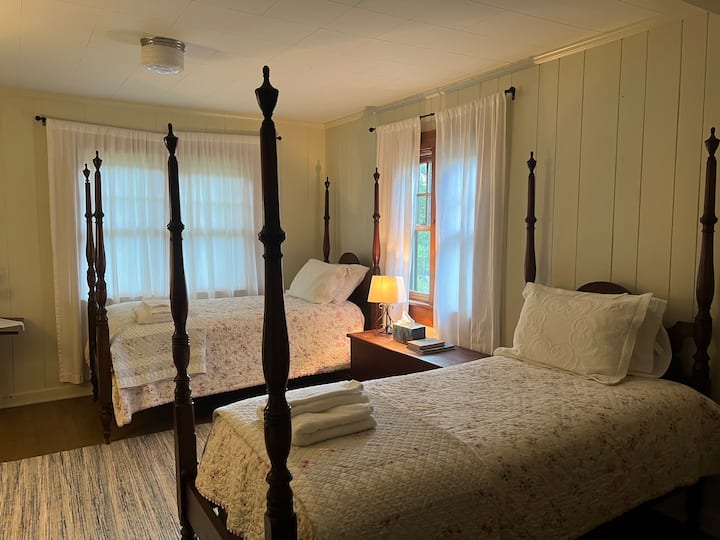 Спалня на основно ниво