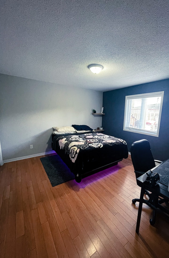 Room In Furnished All-inclusive - Kanata