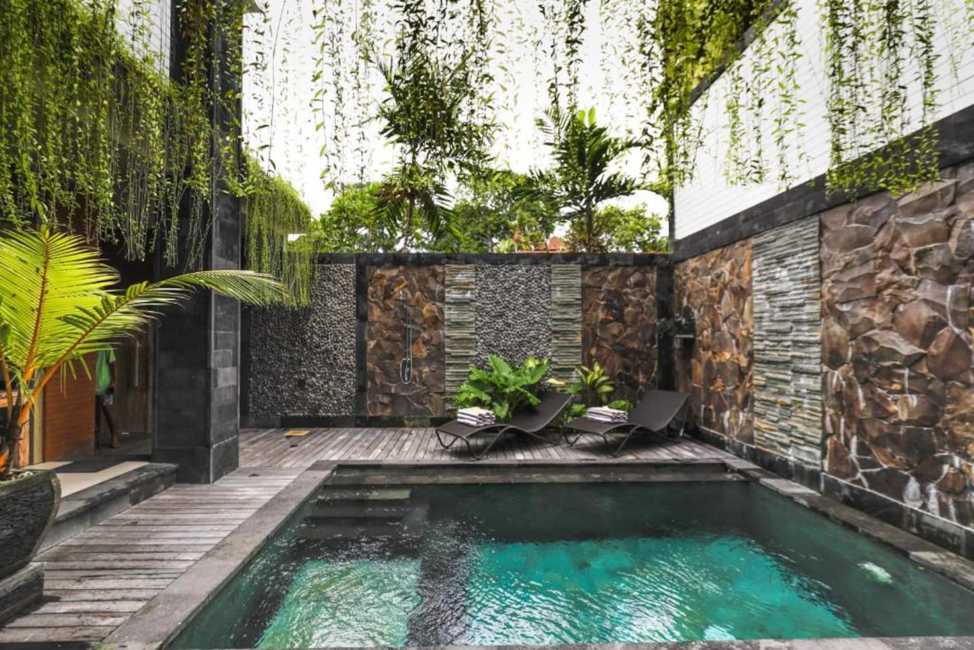 Breezy Beachside Nook 1 Bedroom Private Villa in Kuta 2