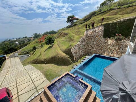 Casa con piscina privada, jacuzzi, turco y BBQ