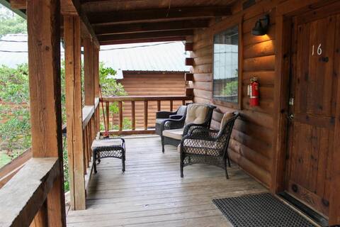 Big Family Fun Cabin 16