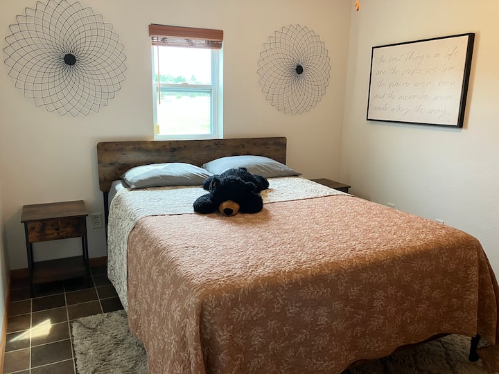 غرفة النوم الرئيسية