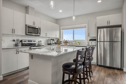 Top Rated Home (3%) » Free Banff Pass » BBQ Grill