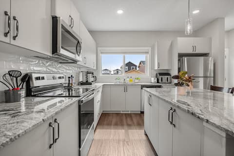 Top Rated Home (3%) » Free Banff Pass » BBQ Grill