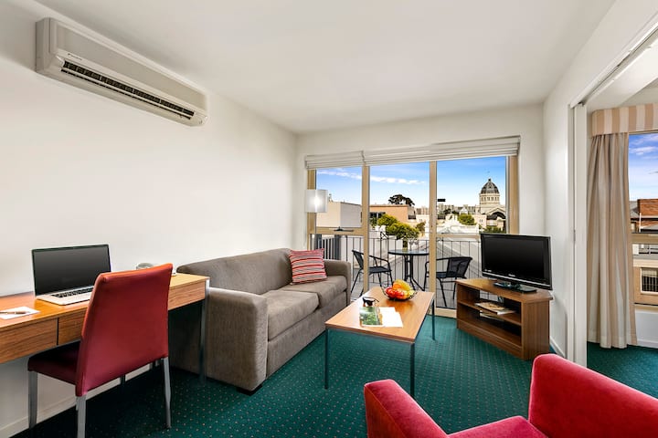 Carlton Central One Bedroom Apartment - Melbourne