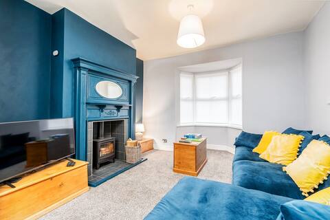 Twixt Saltburn/Staithes. 3 bathrooms. Dogs welcome