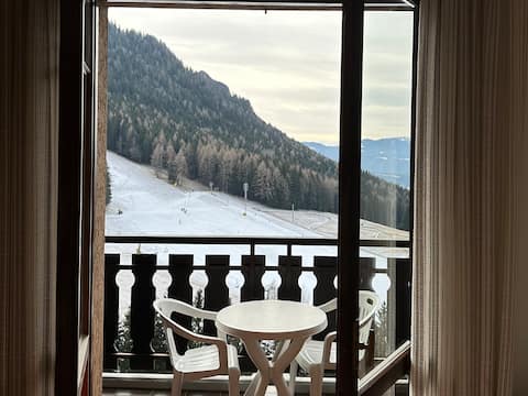 Casa Del Tramonto ~ Golden House