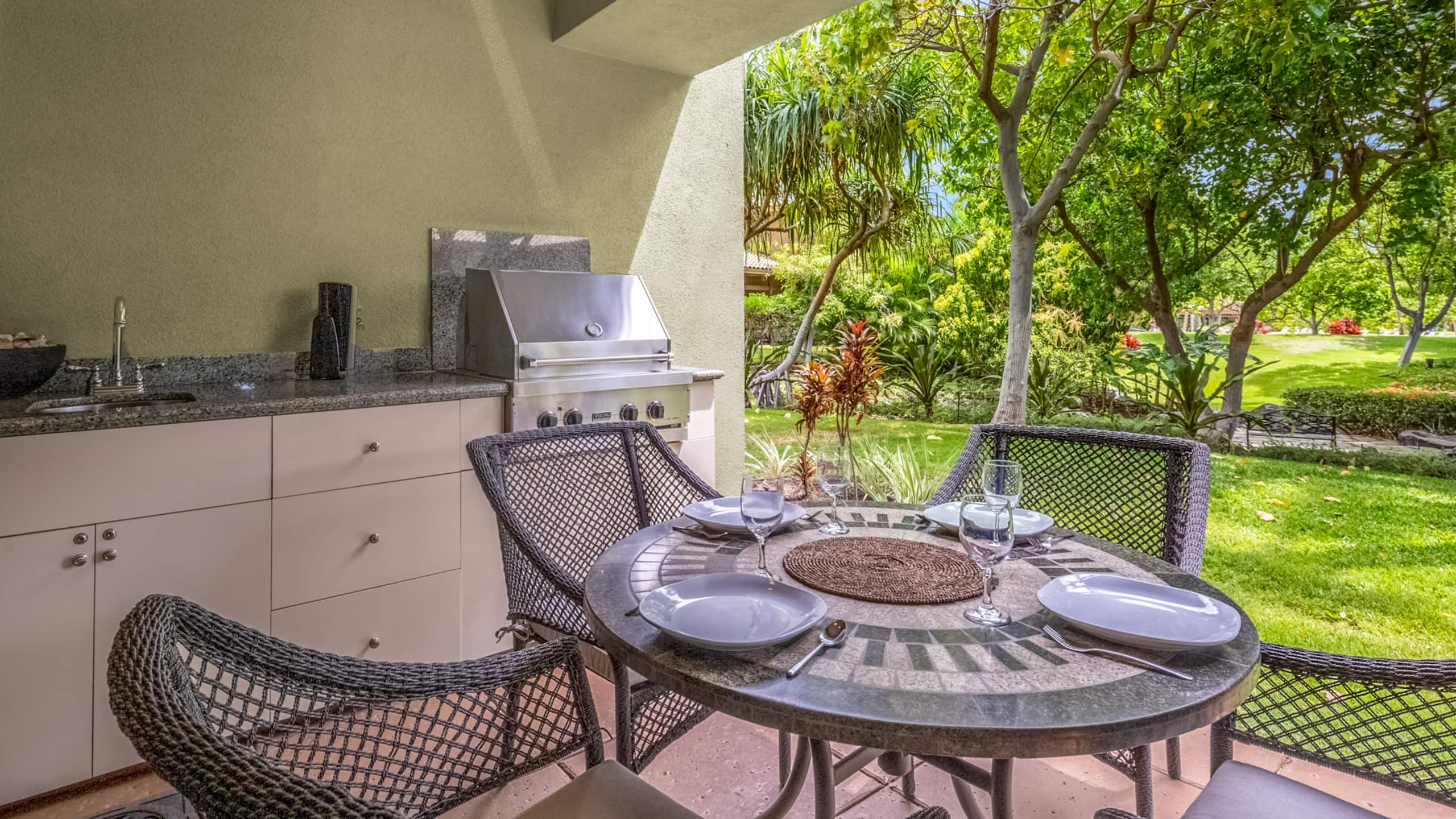 Townhouse in Waimea · ★4.94 · 2 bedrooms · 3 beds · 2.5 baths - Image 11
