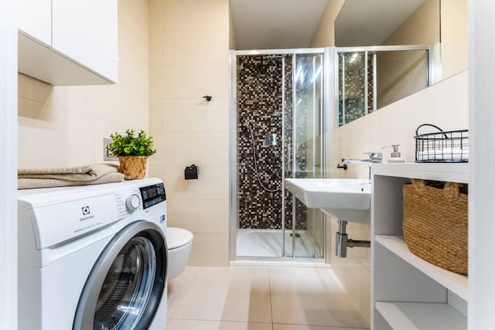Charles Square Central Studio Apartment - Prague