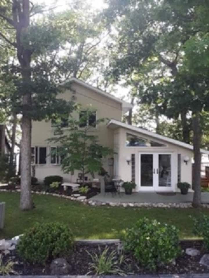 Devils Lake Cottage, "The Nook"