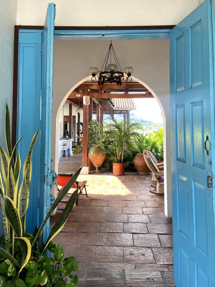 Villa Sofia Honda, Colonial House