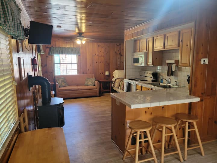 Wannigan Point Cabin Resort - Interstate State Park, Taylors Falls