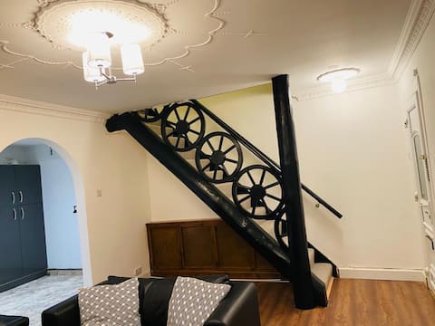 Top performing Airbnb: The crescent in Swanscombe And Greenhithe