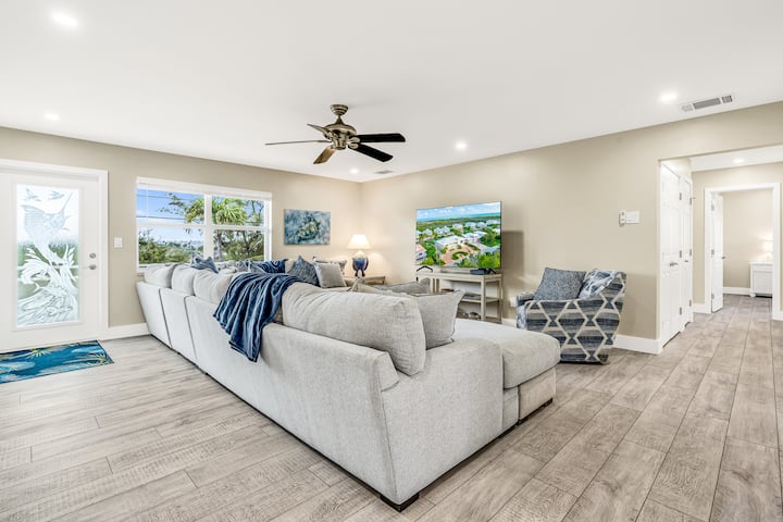 Spacious Lux Home, Private Pool/spa, 80' Dock - Marathon, FL