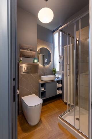 Tesinell Suite [Milano Centro-Navigli-Duomo] gallery image 5