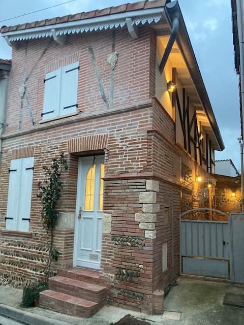 Toulouse-style village house