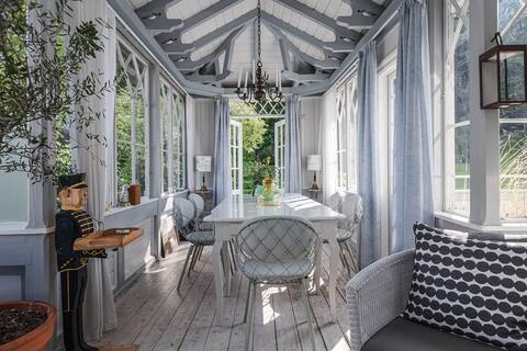 Gränna Grandeur: Stay in Style