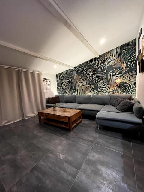 Top performing Airbnb: Villa 170 m² - OL vallée - LDLC arena - Eurexpo in Métropole De Lyon