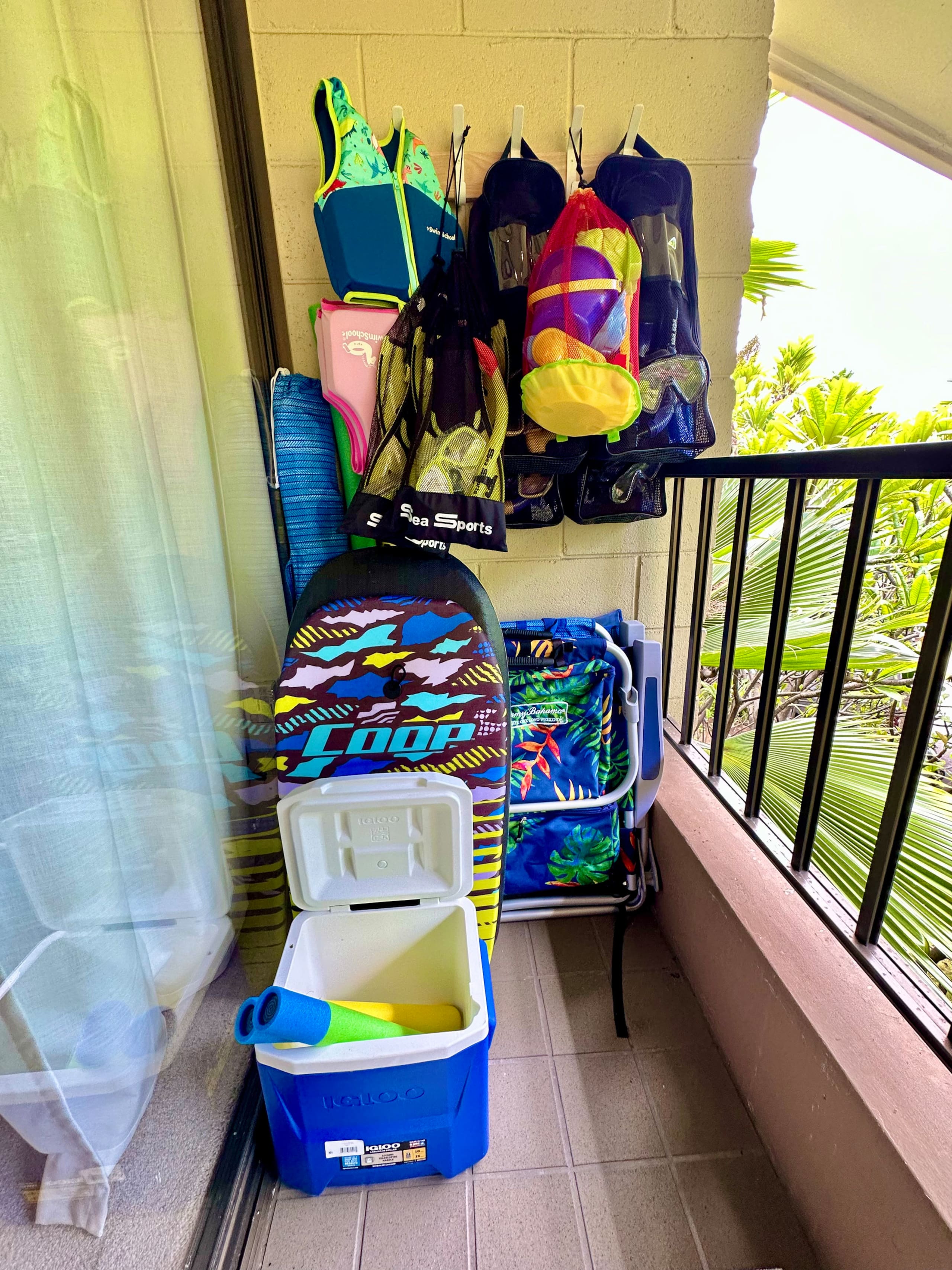 Private, 5 minutes to downtown & beach - Photo 14