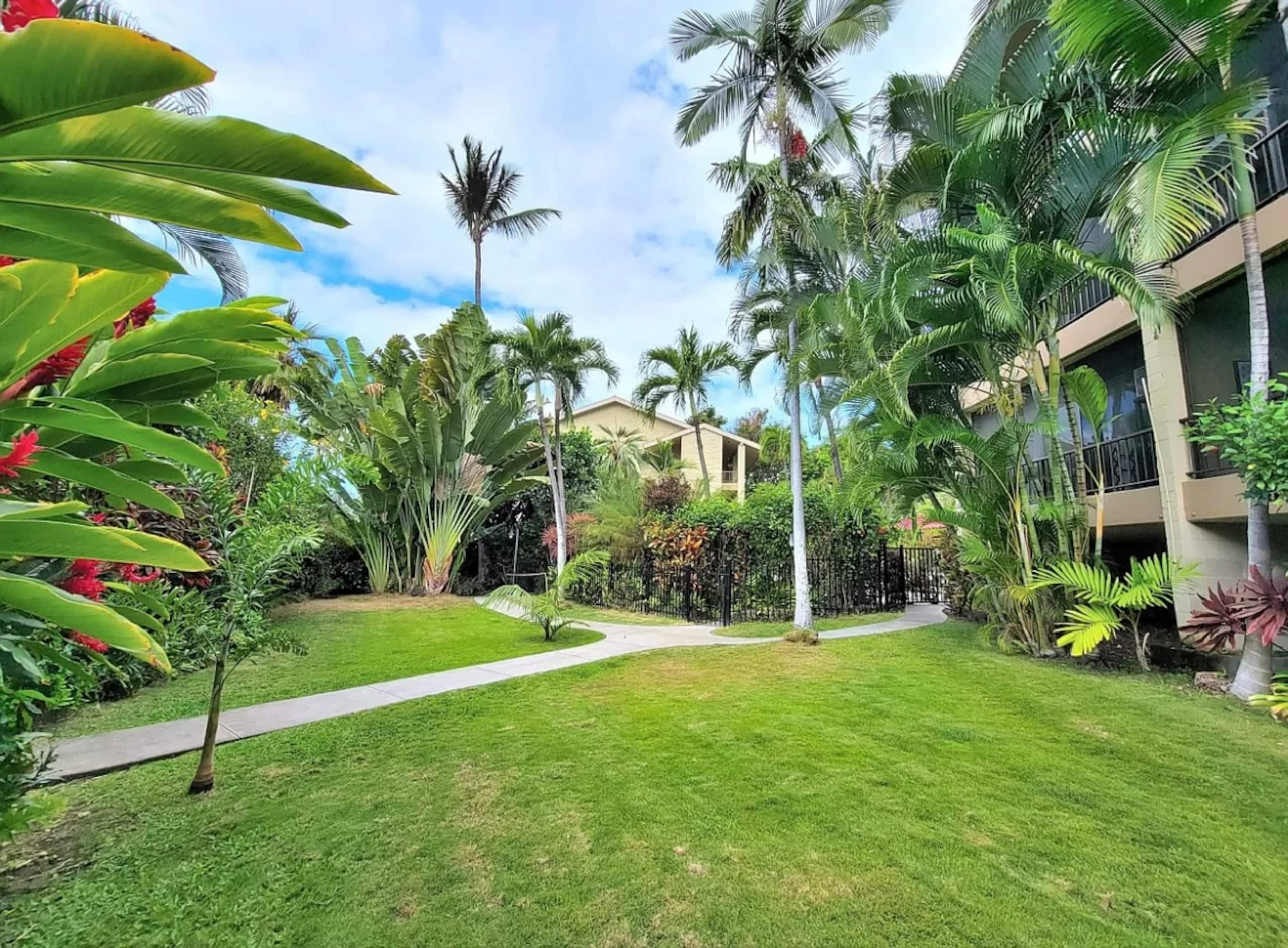 Private, 5 minutes to downtown & beach - Photo 20