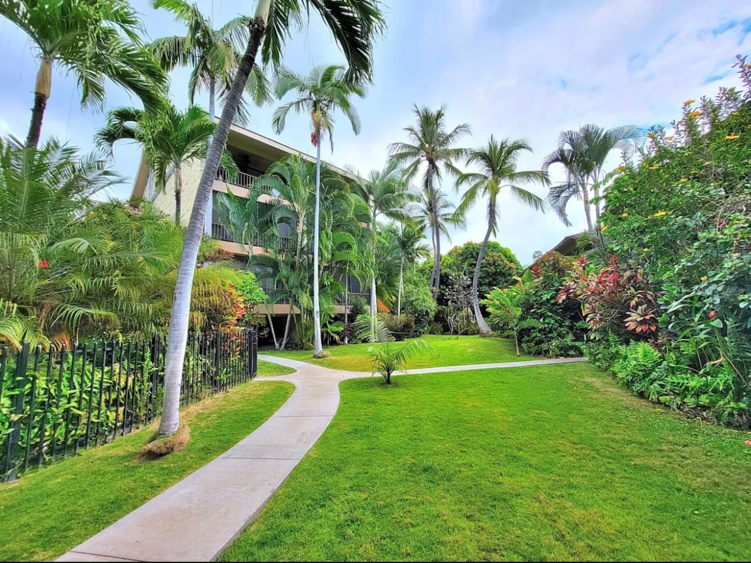Private, 5 minutes to downtown & beach - Photo 36