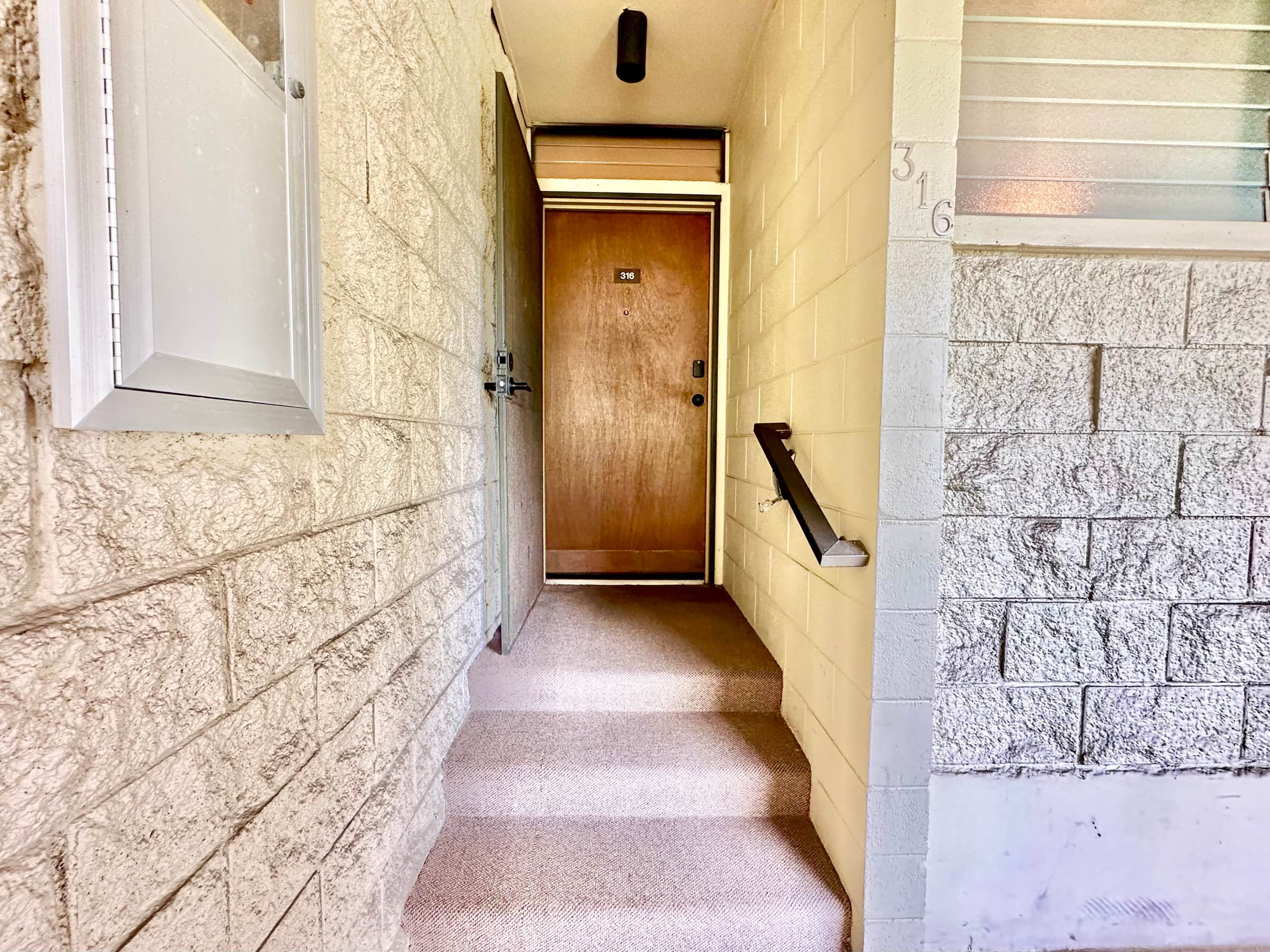 Private, 5 minutes to downtown & beach - Photo 34