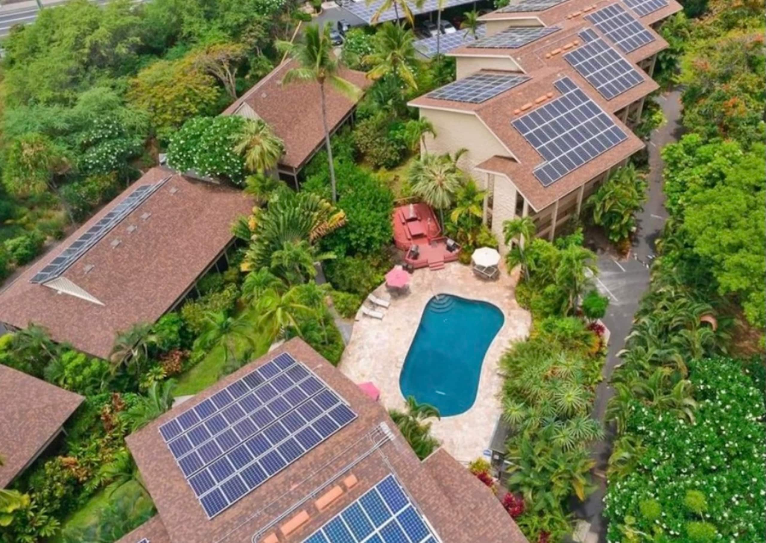 Private, 5 minutes to downtown & beach - Photo 25