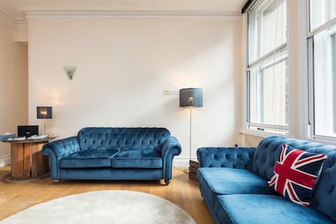 Top Airbnb: Manchester City Centre Boutique Apartment in Piccadilly & Northern Quarter